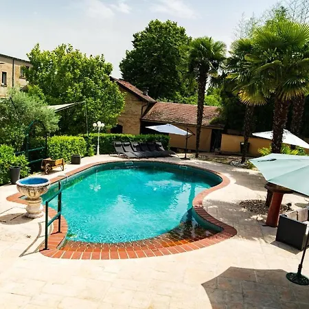 La Maison Cachee Du Pavillon Bellevue 3* Belley