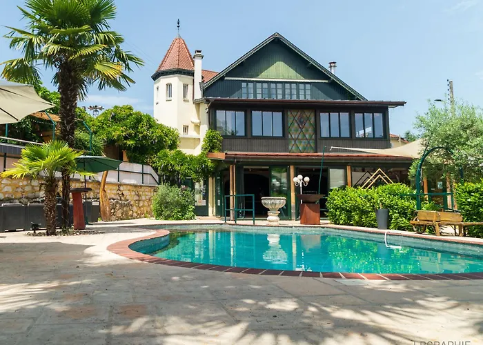 Bed & Breakfast La Maison Cachee Du Pavillon Bellevue Belley