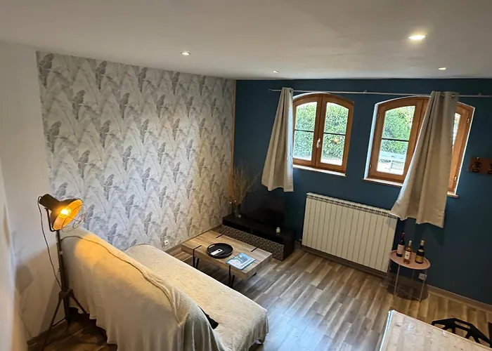 La Maison Cachée Du Pavillon Bellevue 3*